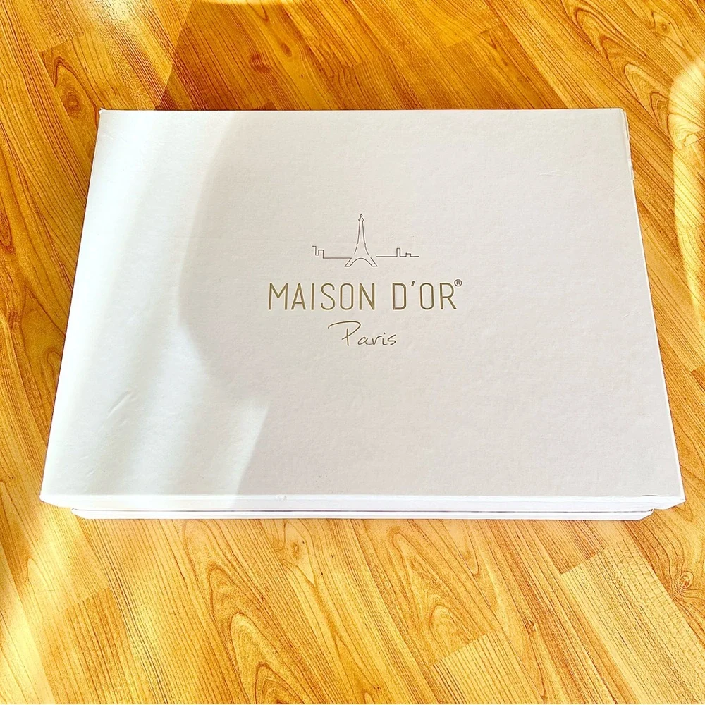 Maison D’or cotton high quality bed set decorated with crystals